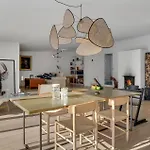 Stunning In With Kitchen Semesterbostad *