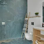 Stunning In With Kitchen