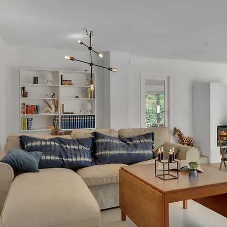 Stunning In With Kitchen Hébergement de vacances Gilleleje